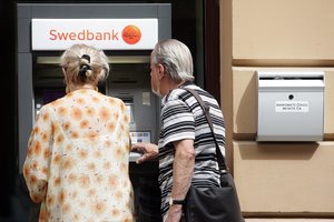 Infliacija žudo vartojimą Lietuvoje: gyventojai pradėjo užšaldyti savo finansus, krinta pardavimai