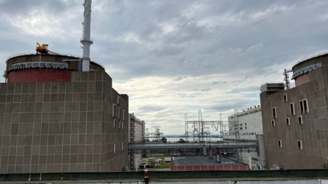 Zaporižios AE atsieta nuo tinklo – Rusijos kontroliuojamas reaktorius nebegamina energijos