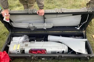 Ukrainiečiams į rankas pateko pabėgusių rusų paliktas žvalgybos dronas
