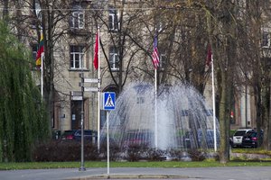 Valdžia moko taupyti, bet fontanai Vilniuje toliau taško gyventojų pinigus: „Miestiečiams tai yra džiaugsmas“