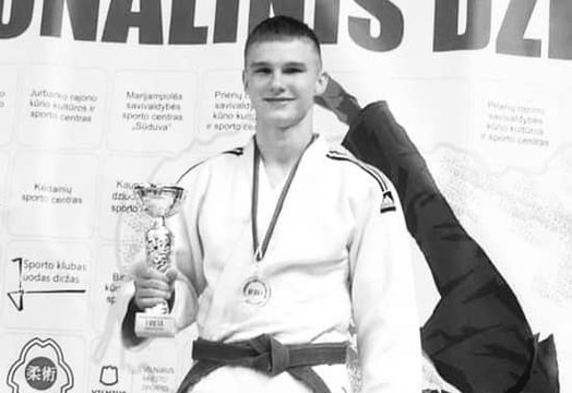 Aiškėja tragiškos Lietuvos dziudo čempiono mirties detalės – nukrito nuo 34 aukštų namo, vos nepražudęs šunį vedžiojusios klaipėdietės