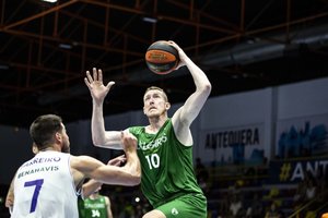 K. Evanso ir R. Šmito vedini žalgiriečiai įveikė „Unicaja“ ir turnyro finale susikaus su Madrido „Real“
