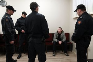 Ginklų kontrabanda iš Lietuvos ir terorizmu kaltintam airiui nutraukta byla