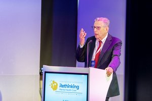 PSO dirbęs prof. N. Sartorius: psichikos sveikatai dėmesio vis dar per mažai