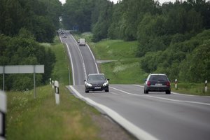 Kelininkai ir savivaldybės: keliams turi būti skirta penktdaliu daugiau akcizų pajamų