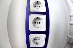 Imamasi naujų priemonių – žada net sumokėti už elektros nevartojimą