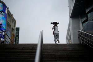 Artėjant taifūnui Šanchajuje atšaukti visi keleiviniai skrydžiai