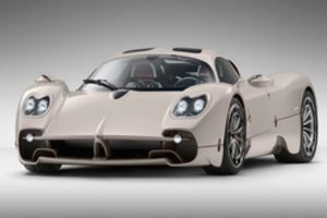 Debiutavo dar vienas superautomobilis: gaminamas iš itin tvirtų ir lengvų, tačiau labai brangių medžiagų