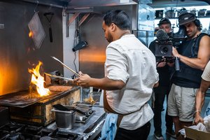 Vilniuje lankėsi populiarios laidos kūrėjai: tyrinėjo sostinės gastronomines įžymybes