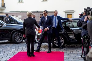 Lietuvoje viešintis Lenkijos premjeras M. Morawieckis: Vokietijos politika padedant Ukrainai – per silpna