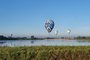 Lietuviai pradeda pasirodymą pasaulio karšto oro balionų čempionate, tikslas – dešimtukas