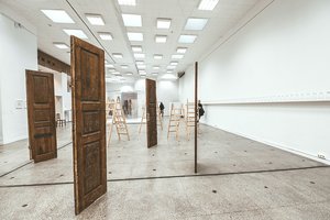 Yoko Ono idėjomis žaižaruoja visa Kauno paveikslų galerija