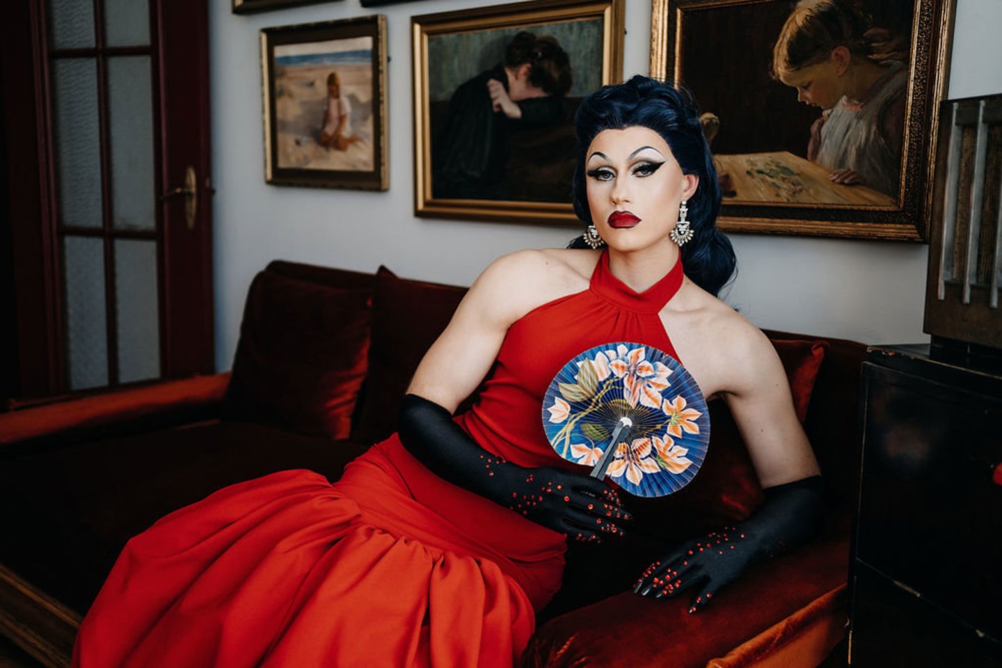 Scena iš filmavimo Velnių muziejuje.<br> M.Plepio nuotr.