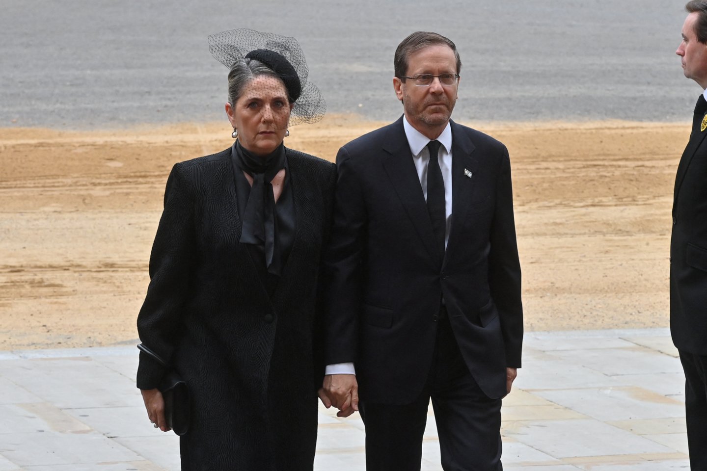 Izraelio prezidentas Isaacas Herzogas ir jo žmona Michal Herzog.<br>REUTERS/ Scanpix nuotr.