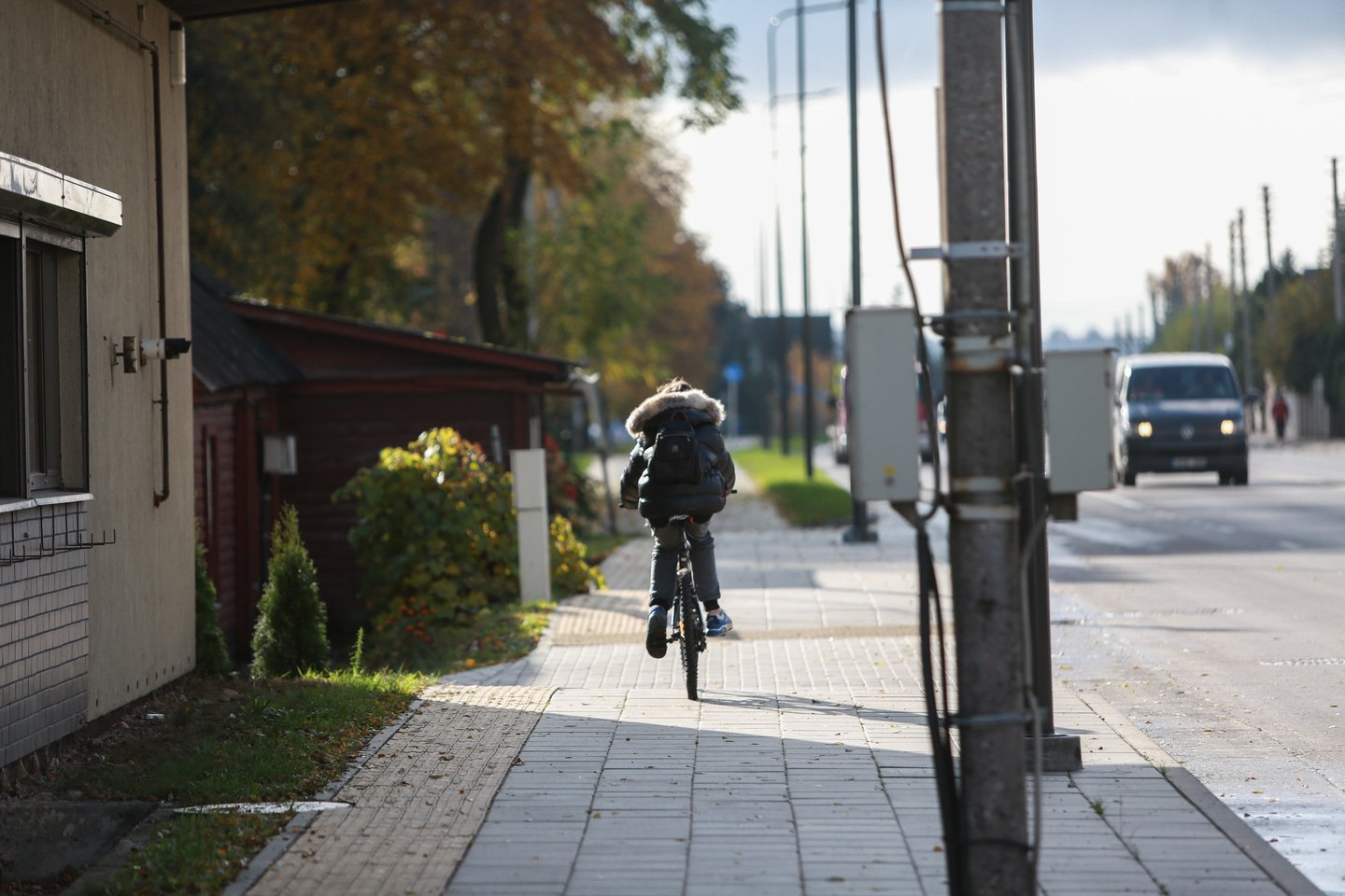Per dešimtmetį dviračių takų tinklas turėtų išsiplėsti nuo dabartinių 3 tūkst. iki 5 tūkst. kilometrų, prioritetas bus skiriamas sujungti atskirus takus į trasas, sako susisiekimo ministras Marius Skuodis.<br>G.Bitvinsko nuotr.