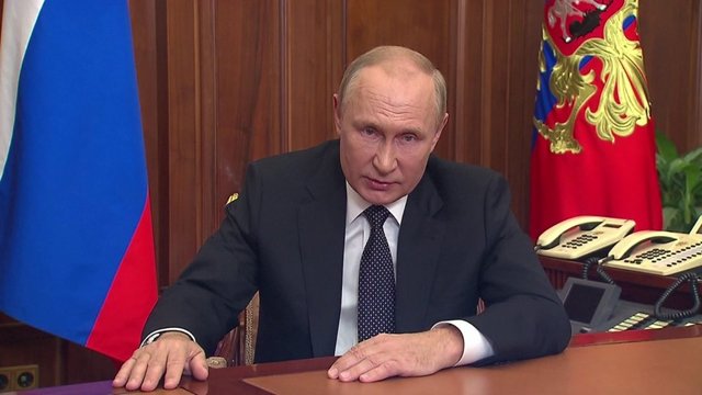 V. Putinas paskelbė apie dalinę mobilizaciją Rusijoje: planuojama šaukti 300 tūkst. rezervistų