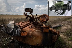 Raketa, kuri tankus paverčia metaliniais karstais