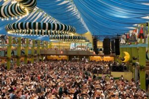 Lietuvos aludarių patirtys Miuncheno „Oktoberfeste“: festivalio tradicijos nustebina net visko mačiusius