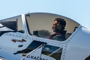 Europos akrobatinio skraidymo čempionate – netikėtas sidabro medalis lietuvio kišenėje