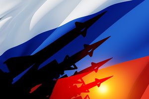 Rusija vėl pagrasino branduoliniu ginklu: kiek ji tokių turi ir kokią žalą gali padaryti?