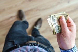 JAV dar trimis ketvirčiais procentinio punkto padidintos palūkanų normos
