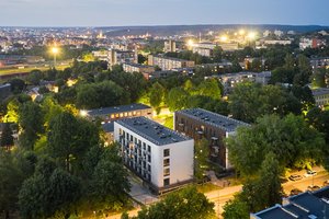 Nors kai kurie šio sostinės rajono vengia, ėmėsi statybų ir neapsiriko: butai parduoti darbams neįpusėjus