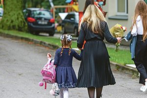 Suskaičiavo, kiek Lietuvoje kainuoja užauginti vaiką: suma gali pasirodyti neįtikėtina