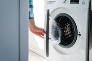 Taip drabužių dar tikrai neskalbėte: ypač nustebins turinčius naminių gyvūnų