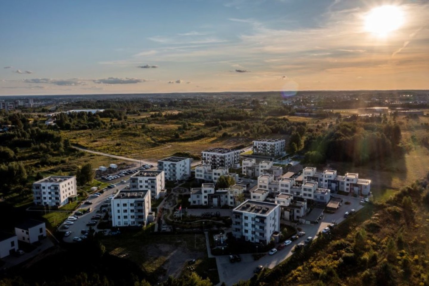 Vilniaus pakraštyje plytintys Bajorai laikomi vienu iš šiuo metu neįvertintų sostinės rajonų.<br>D. Pacevičiaus nuotr.