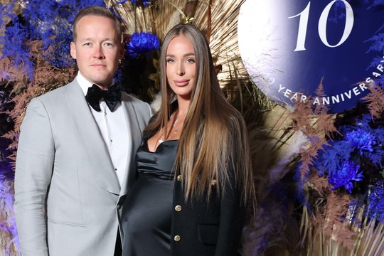 Viktorija Siegel ir Laurynas Suodaitis tapo tėvais: porai gimė sūnus