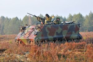 A. Anušauskas: Lietuva Ukrainai jau skyrė 50 šarvuočių M113