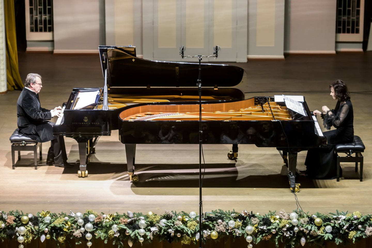 Pianistai R.Rikterė ir Z.Ibelhauptas turėjo laimės B.Kutavičių pažinti asmeniškai.<br> D.Matvejevo nuotr.