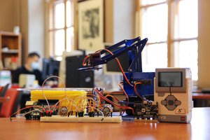 Bibliotekoje įsteigtoje kūrybos laboratorijoje – nemokami užsiėmimai moksleiviams