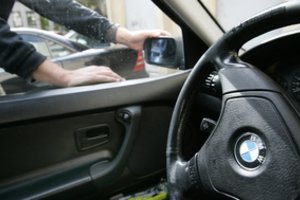 Fiksuoja neįprastai daug lietuvių automobilių vagysčių: kai kurie savininkai turėtų suklusti ypač