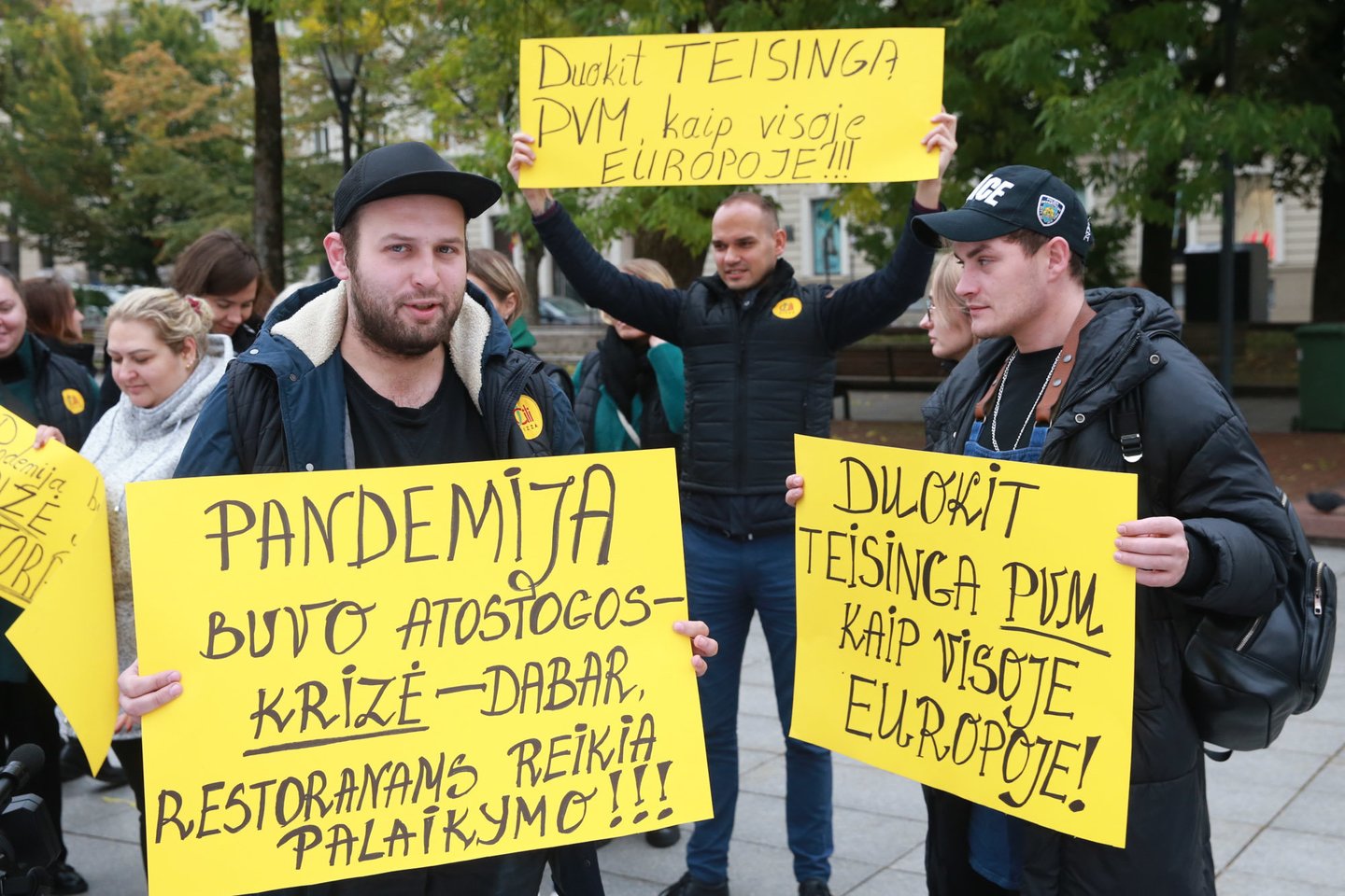 Lietuvos viešbučių ir restoranų asociacija prie Vyriausybės surengė protesto akciją.<br>R.Danisevičiaus nuotr.