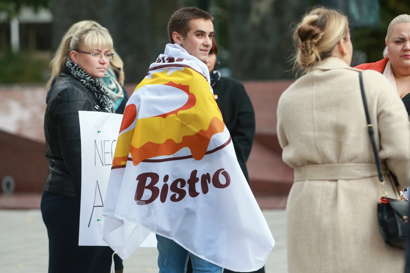 Lietuvos viešbučių ir restoranų asociacija prie Vyriausybės surengė protesto akciją.<br>R.Danisevičiaus nuotr.