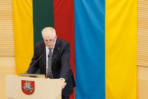 A. Anušauskas: Lietuva perduos Ukrainos kariams žieminių drabužių už maždaug 2 mln. eurų