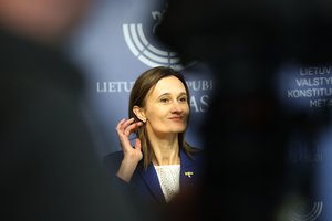 V. Čmilytė-Nielsen sureagavo į G. Nausėdos komentarą: atskiriems ministrams įpareigojimus dalina premjerė