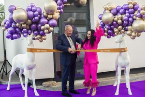 Karmėlavoje Inga ir Darius Budriai atidarė viešbutį: teko paaukoti kitą žinomos moters svajonę