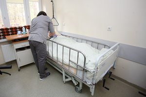 Iš Seimo – gera žinia sunkius ligonius slaugantiems asmenims