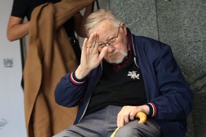 Vytautas Landsbergis ligoninėje: jaučiasi „neblogai“