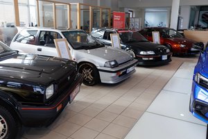 Savaitgalį – išskirtinė galimybė pamatyti istorinę „Honda Civic“ ekspoziciją: pristato visų kartų modelius