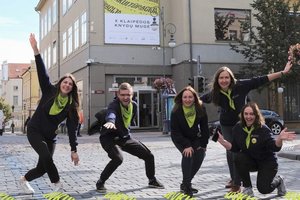 Festivaliu „Inkultūracija“ virtusi Klaipėdos knygų mugė: nuo laiško J. Mekui iki S. Dali siurrealistinio sapno