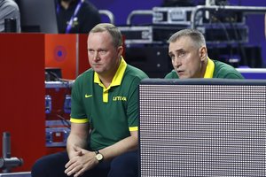 K. Maksvytis lieka prie Lietuvos rinktinės vairo, jį per atrankas pavaduos K. Kemzūra