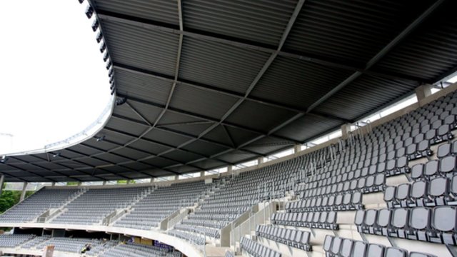 Kaune baigtas renovuoti S. Dariaus ir S. Girėno stadionas: rungtynes galės stebėti iki 15 tūkst. žmonių