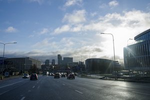 Dėl smegduobės Vilniuje ribojamas eismas Ukmergės gatvėje