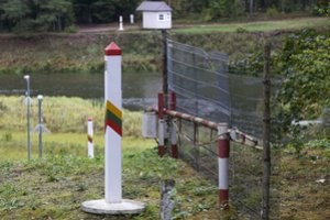 Pasienyje su Baltarusija apgręžti 107 migrantai
