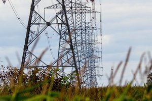 Elektros „viršpelniai“ Lietuvai: lems kainos Švedijoje, galimi tiesioginiai sandoriai