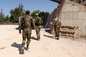 Vakarų Krante per Izraelio pajėgų reidą nušauti du palestiniečiai