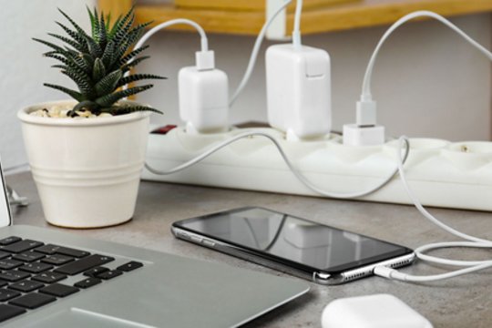 Išmaniųjų įrenginių pasaulyje – efektyvus baterijos naudojimas padės sumažinti elektros sąskaitas